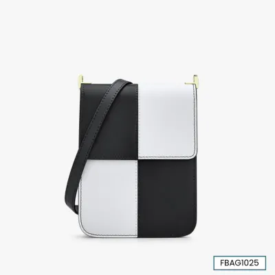 BLACK & WHITE POSH PRISM BAG